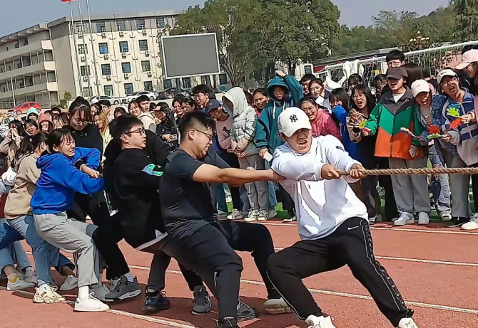1638436409033085023.png TU1.png