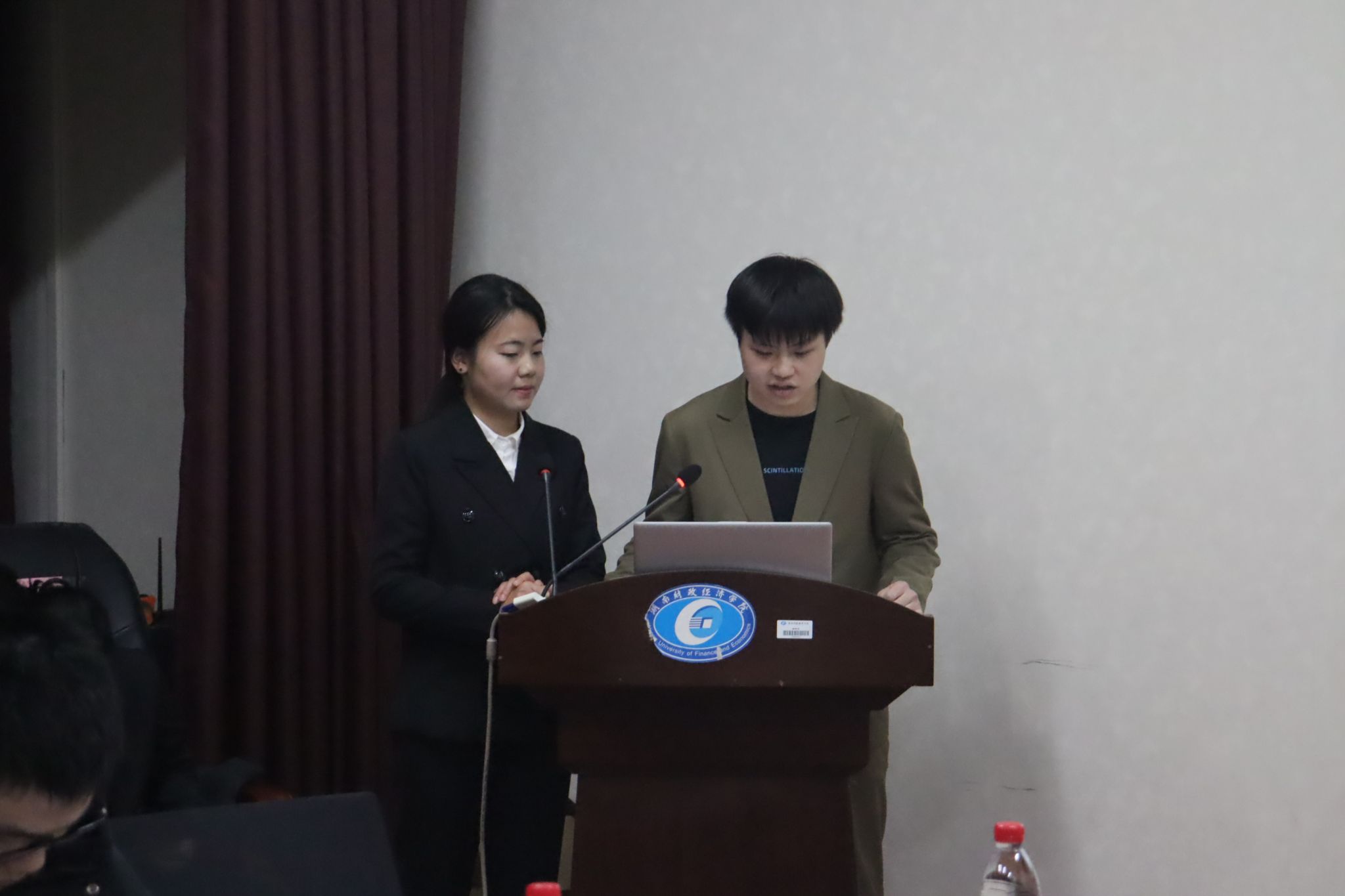 法学与公共管理学院举办第十六届“挑战杯”院级初赛