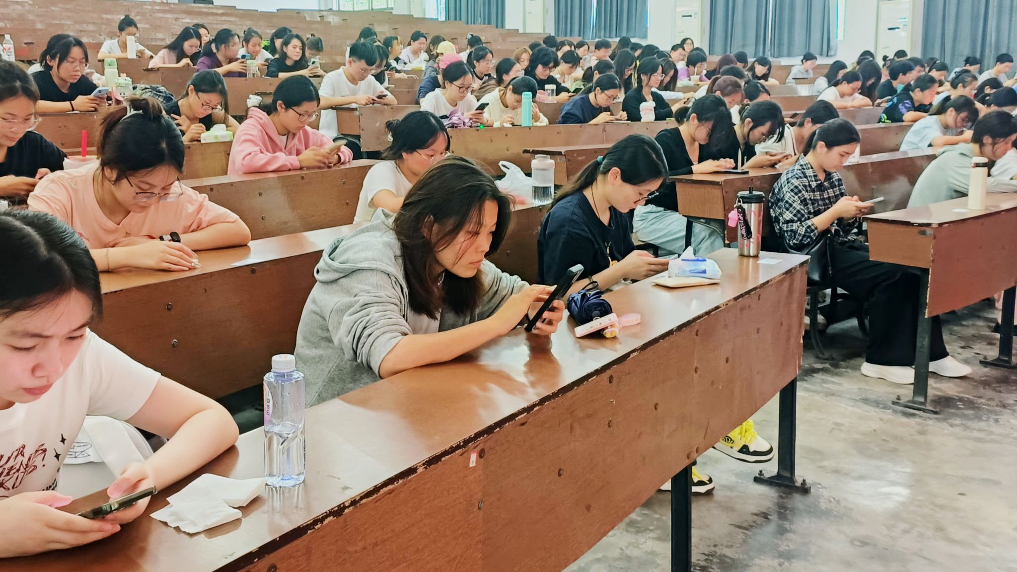会计学院开展2024年下半年会计学院入党积极分子培训班结业考试